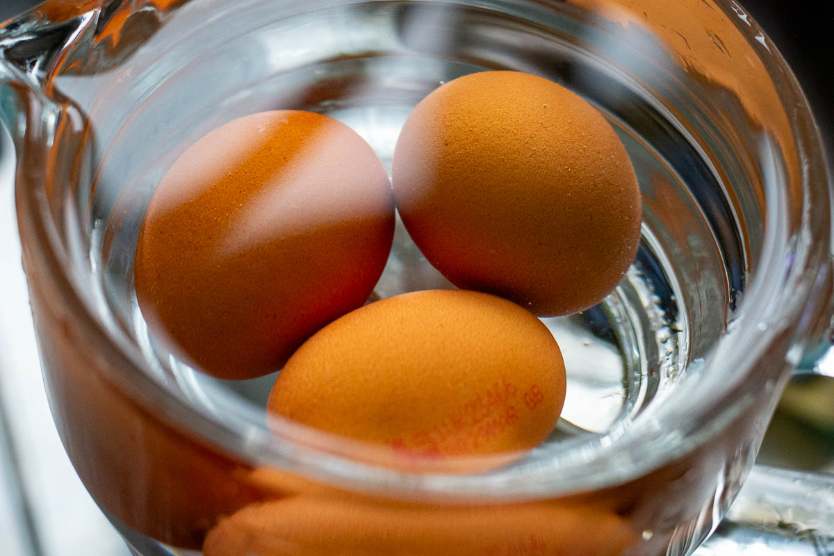Eggs in cold water.