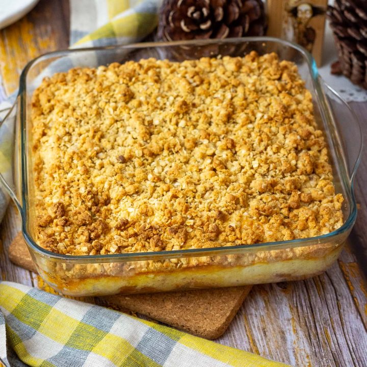 Apple and Farmer's Cheese Crumble i na glass casserole dish.