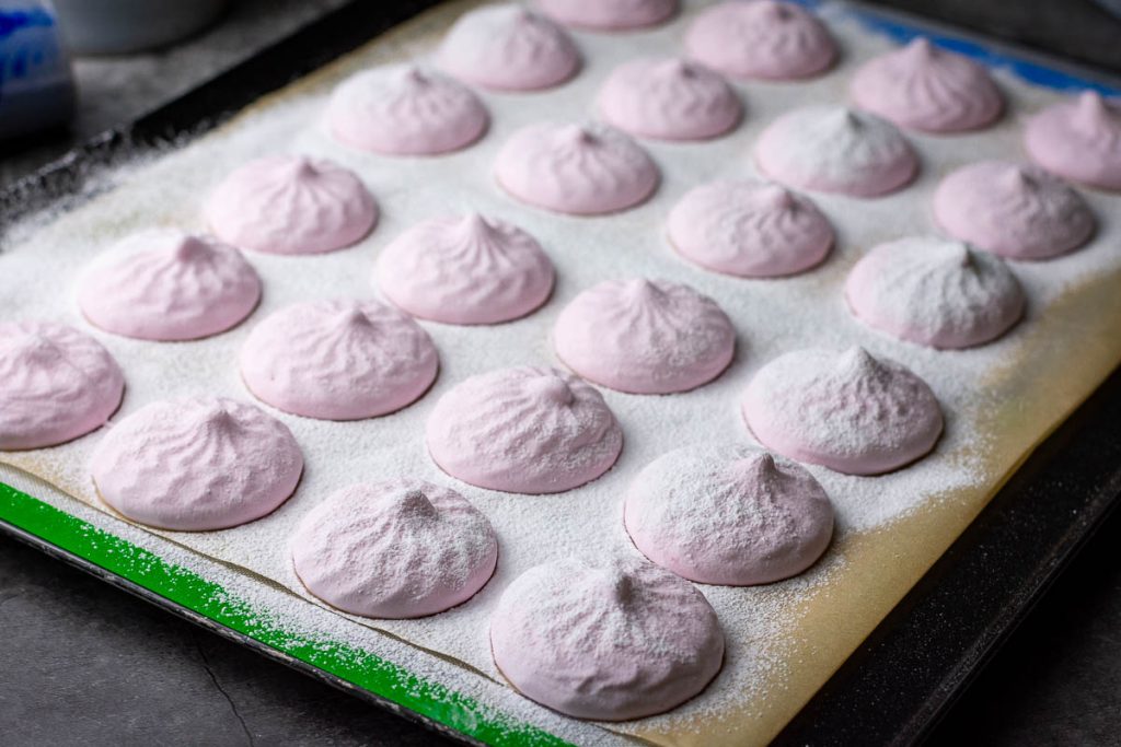Lithuanian marshmallows dusted with powdered sugar and left to set overnight.