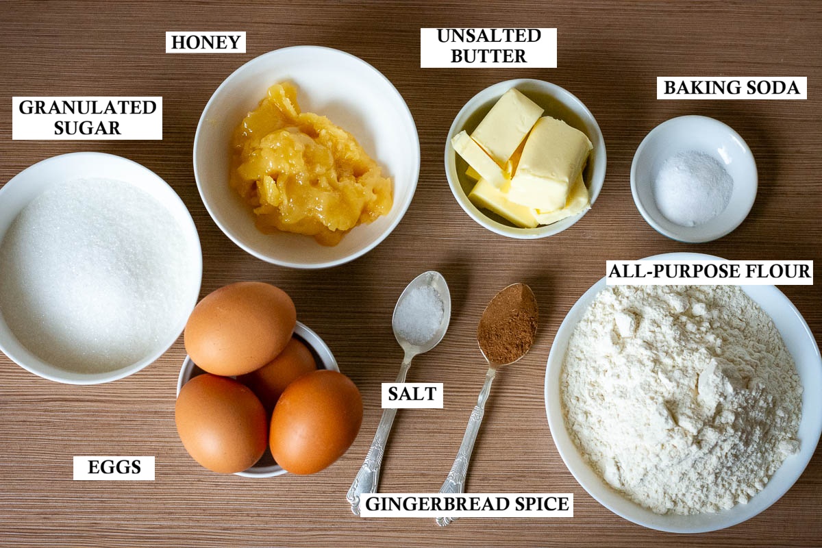 Ingredients for Honey sponge.