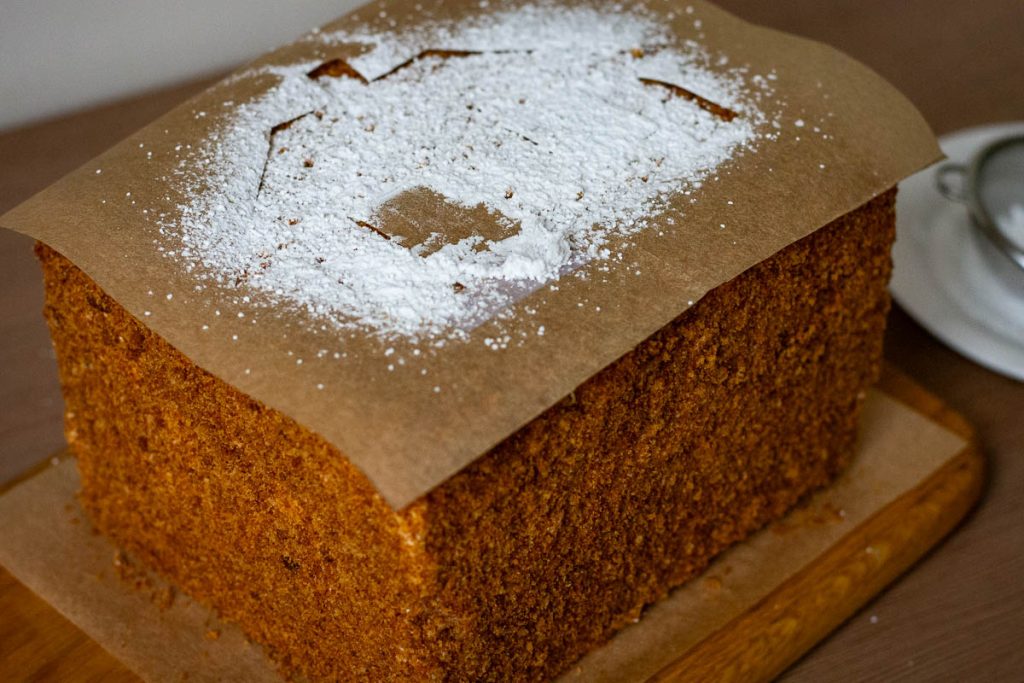Powdered sugar dusted over the scencl.